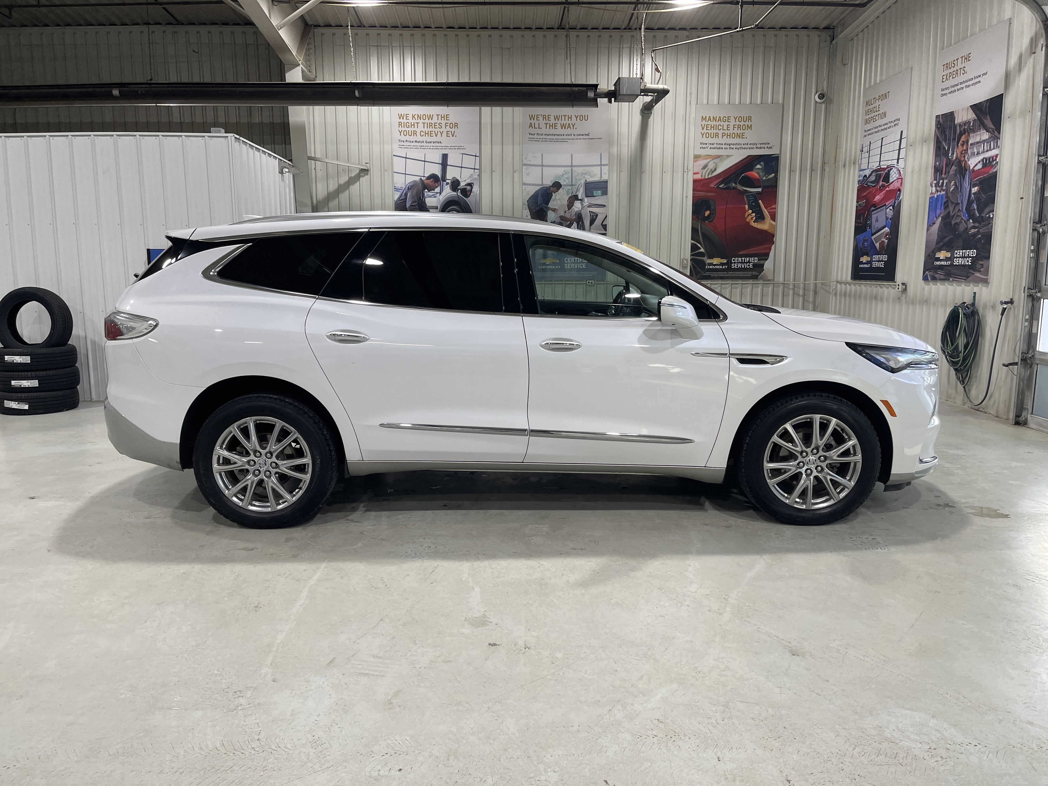 2023 Buick Enclave Premium