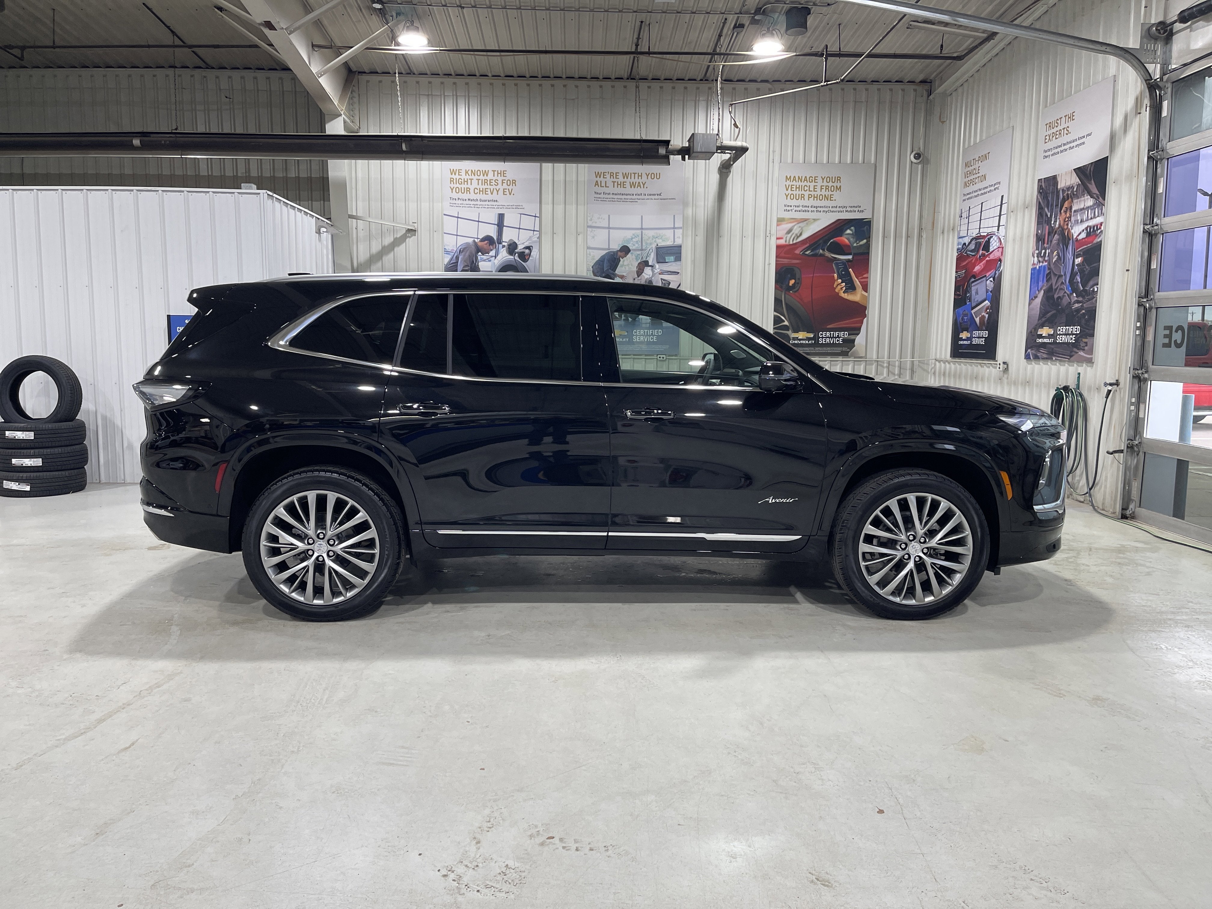 2026 Buick Enclave Avenir