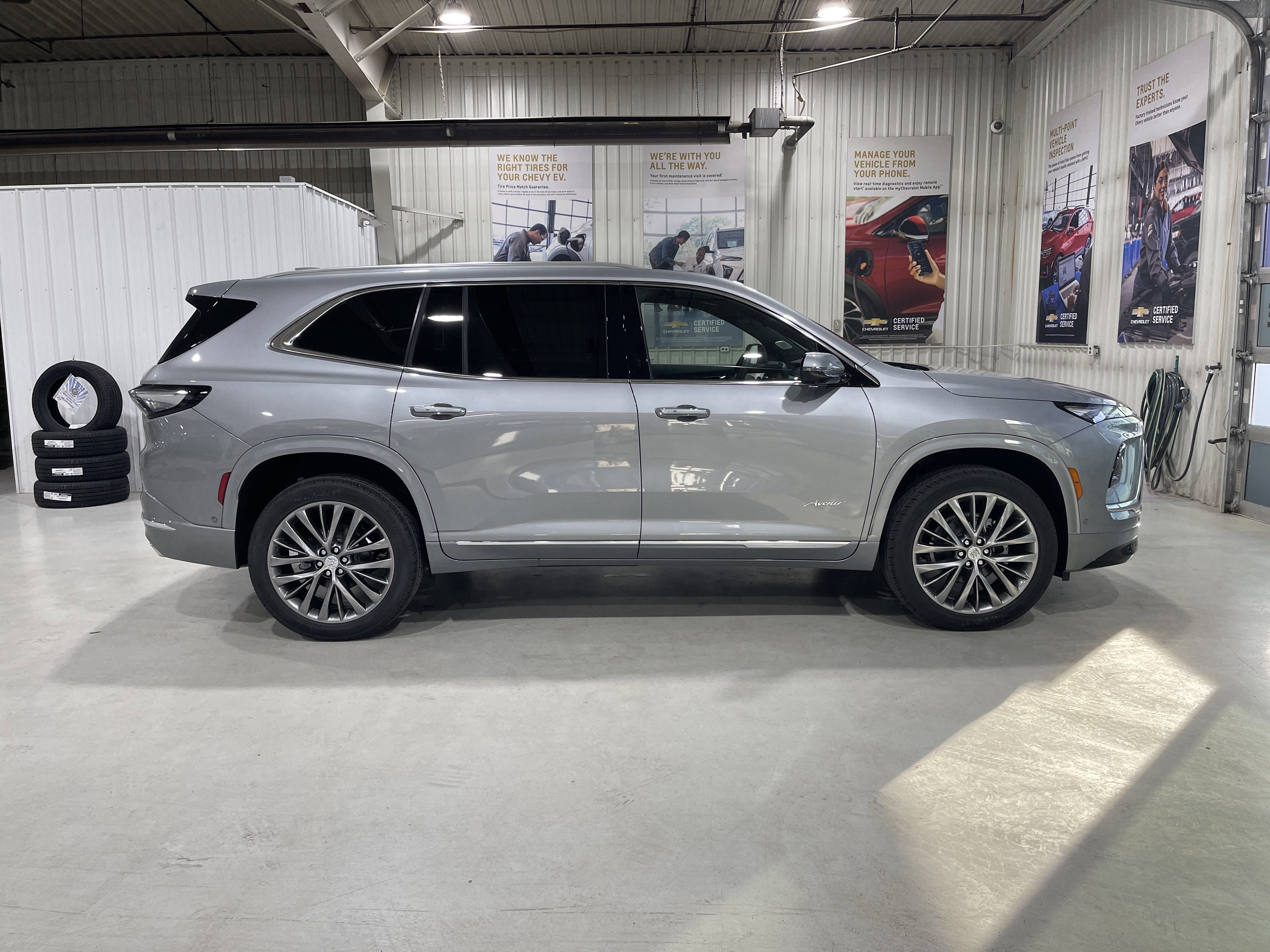 2026 Buick Enclave Avenir