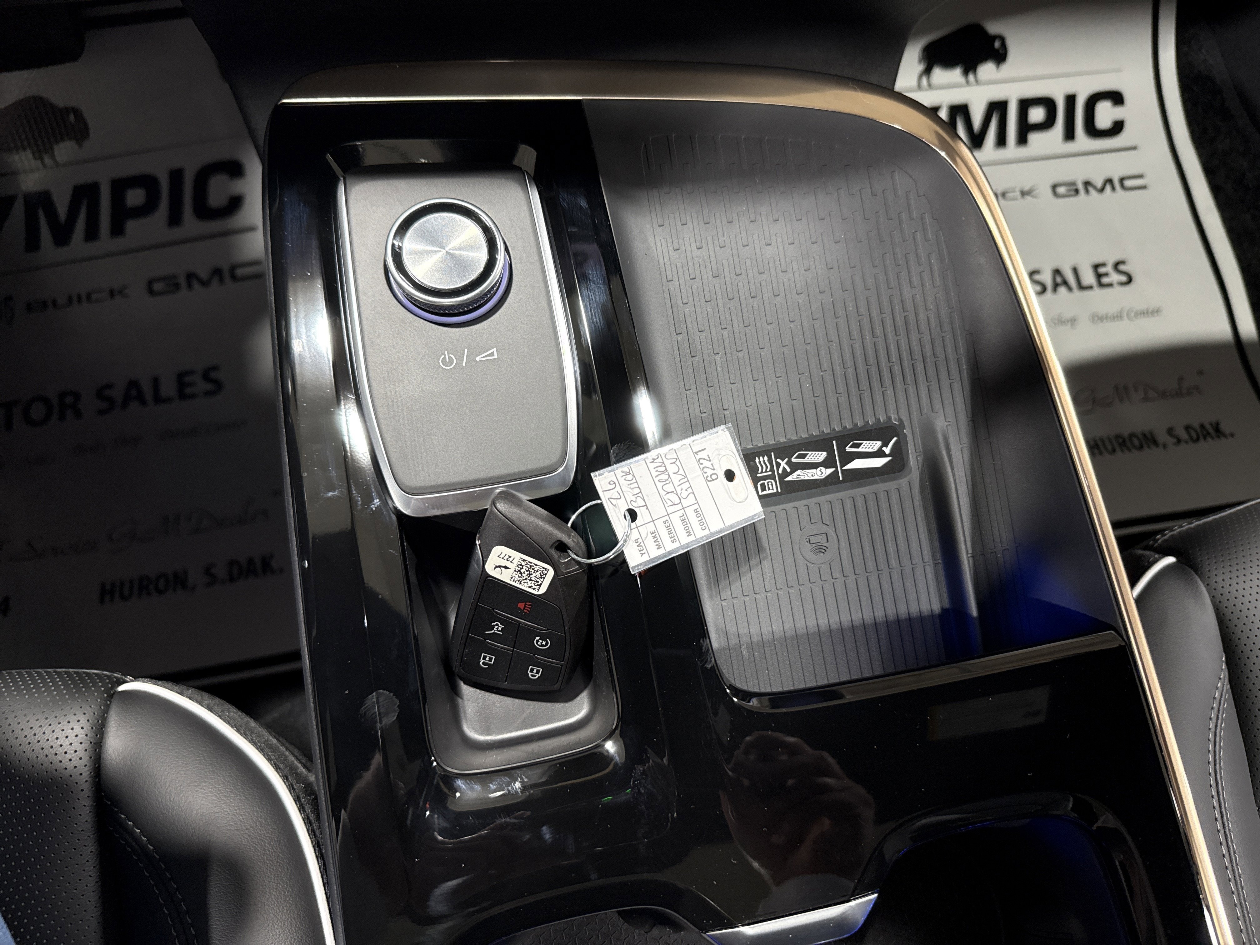 2026 Buick Enclave Avenir