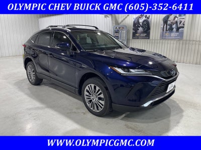 2022 Toyota Venza LE