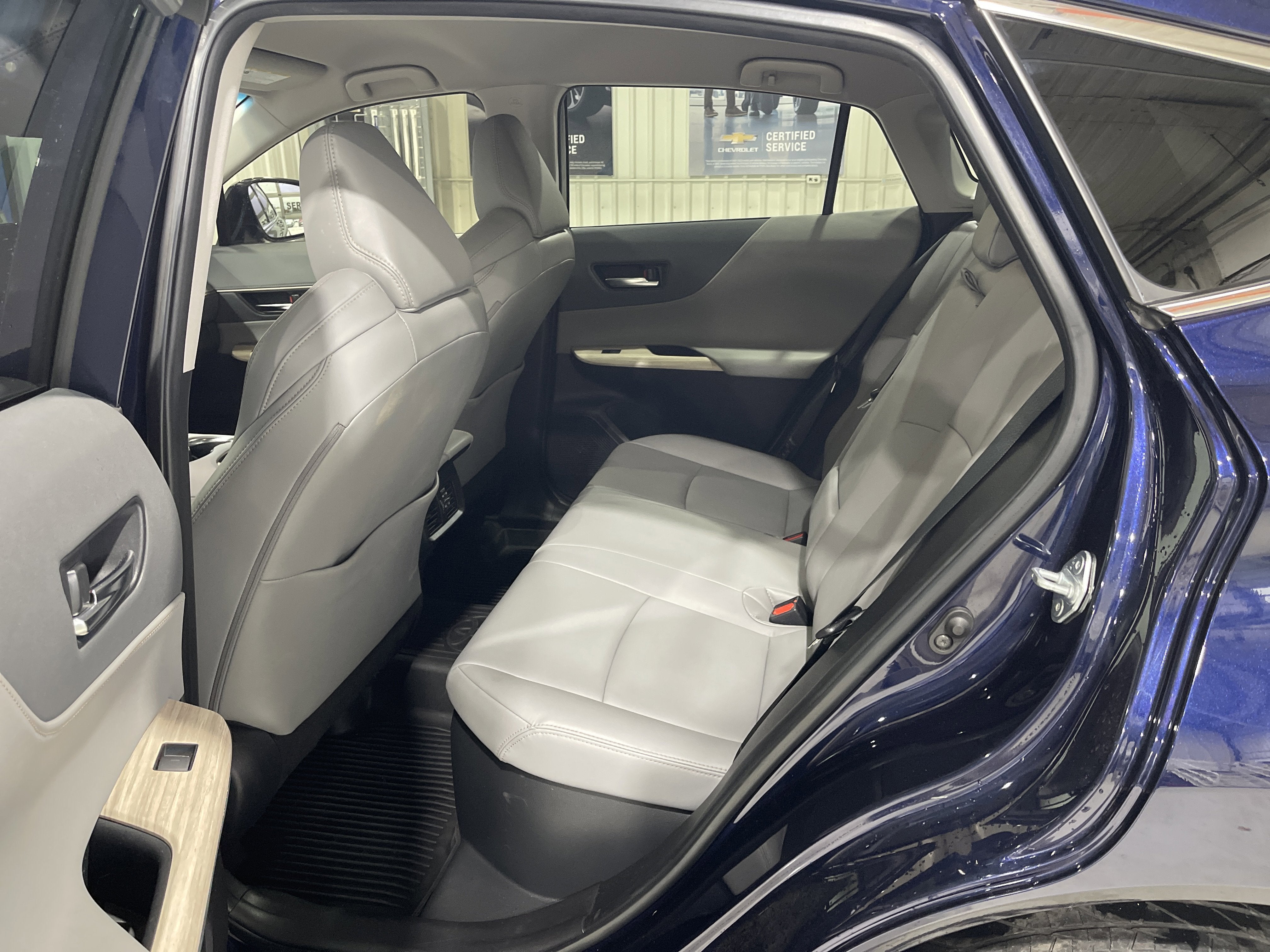 2022 Toyota Venza LE