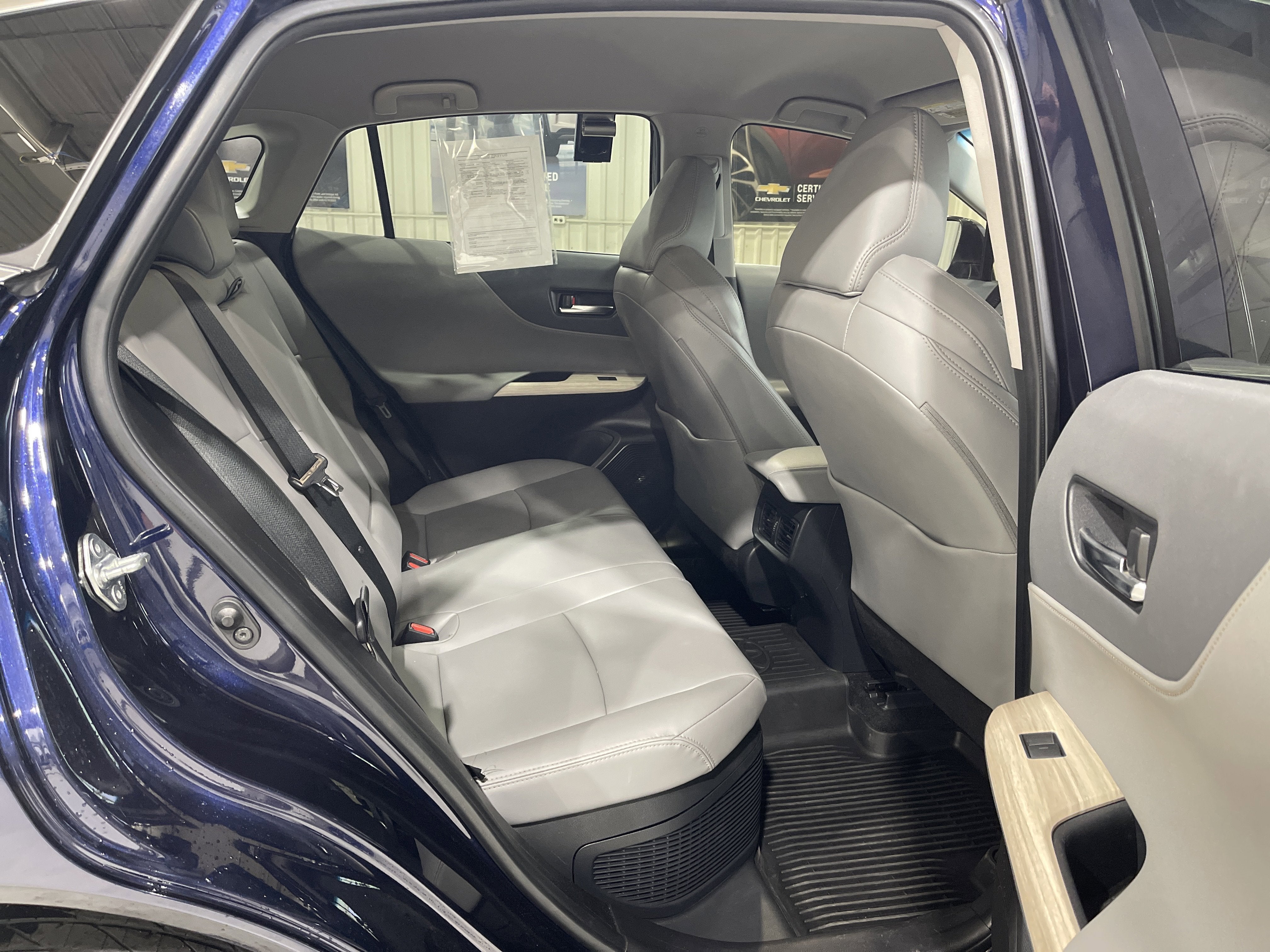 2022 Toyota Venza LE