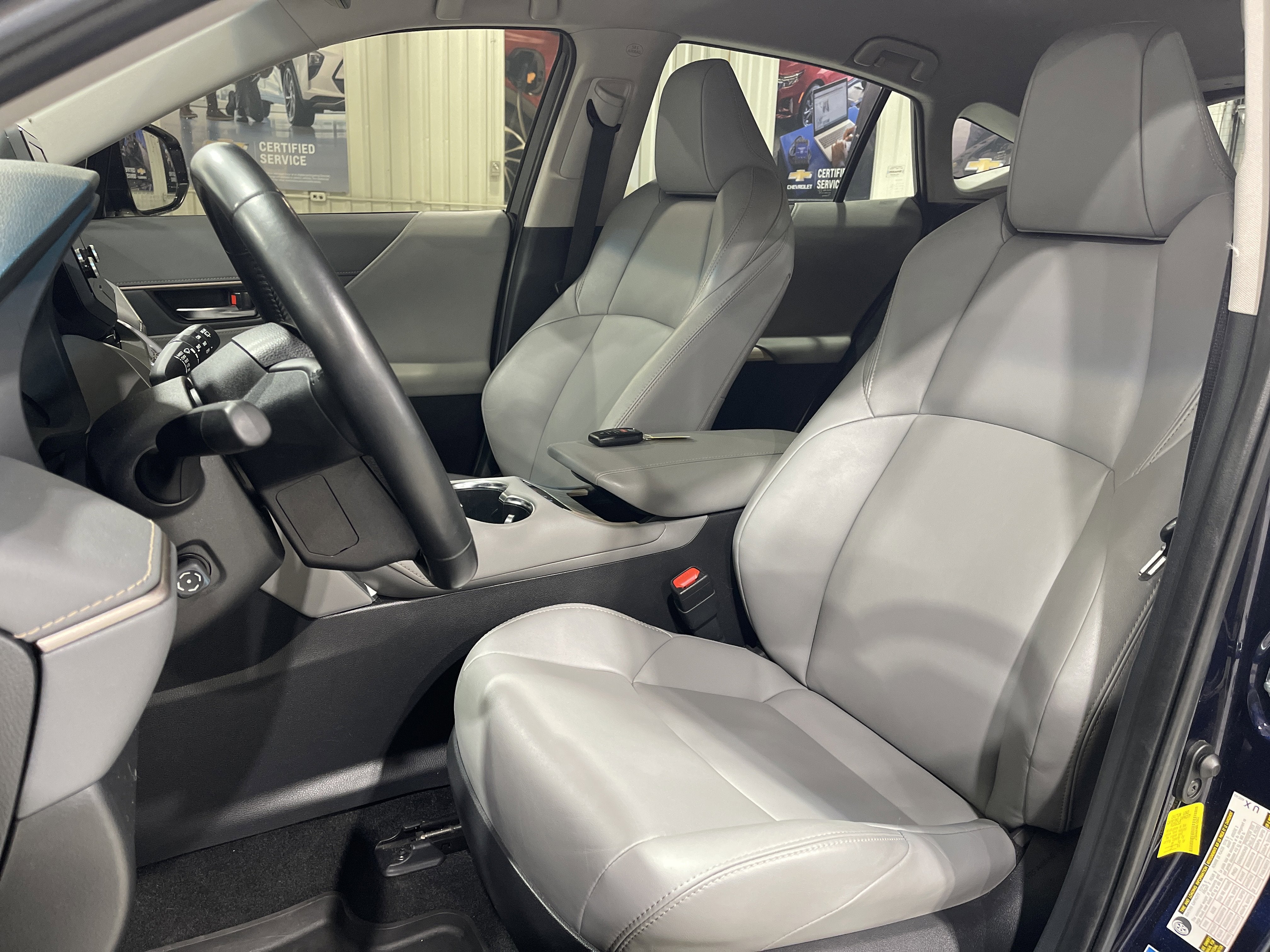 2022 Toyota Venza LE