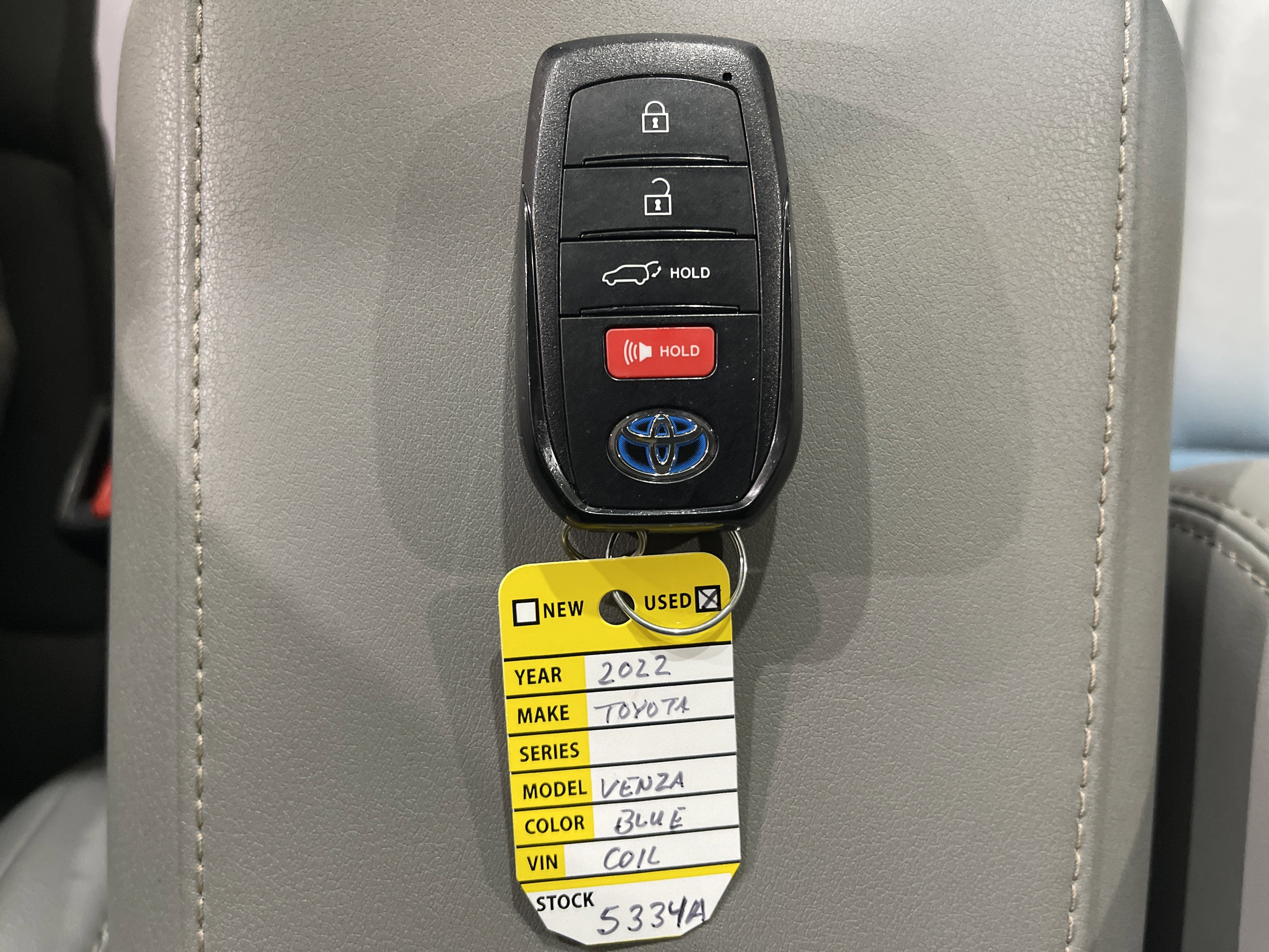 2022 Toyota Venza LE