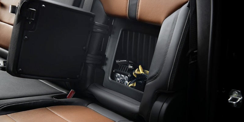 2022 Chevrolet Silverado-2500 storage box img