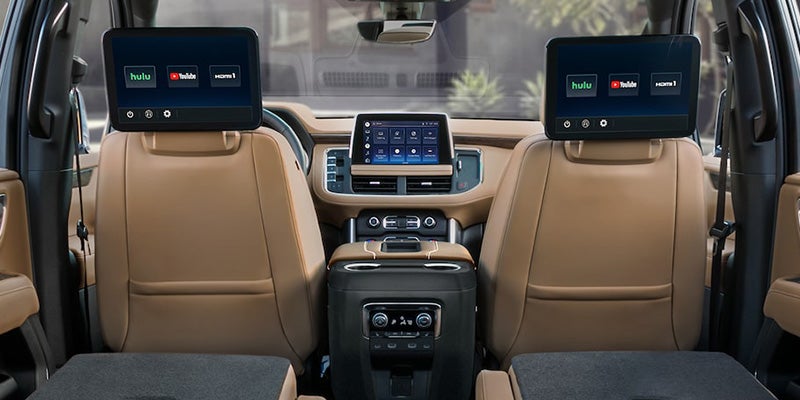 screens of 2024 Chevrolet Suburban