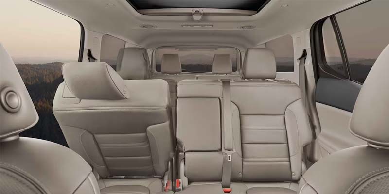 2023 GMC Acadia seating