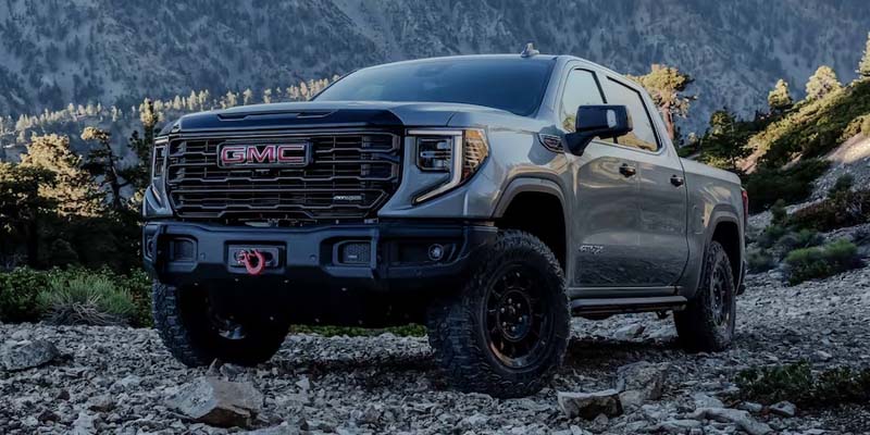 2023 GMC Sierra-1500 climbing