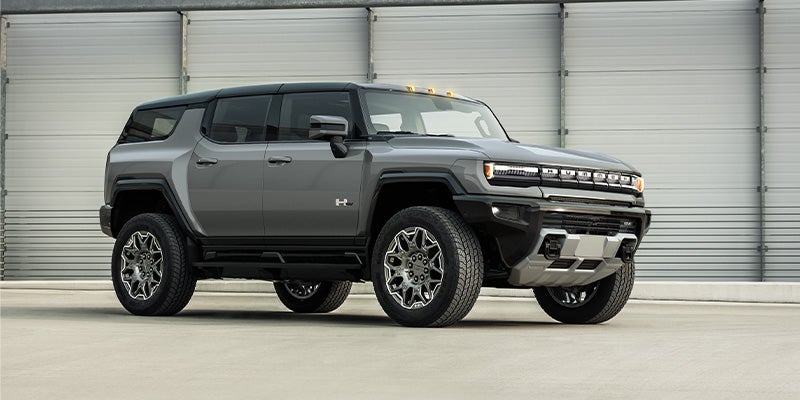 2024 GMC Hummer-EV-SUV right side view img